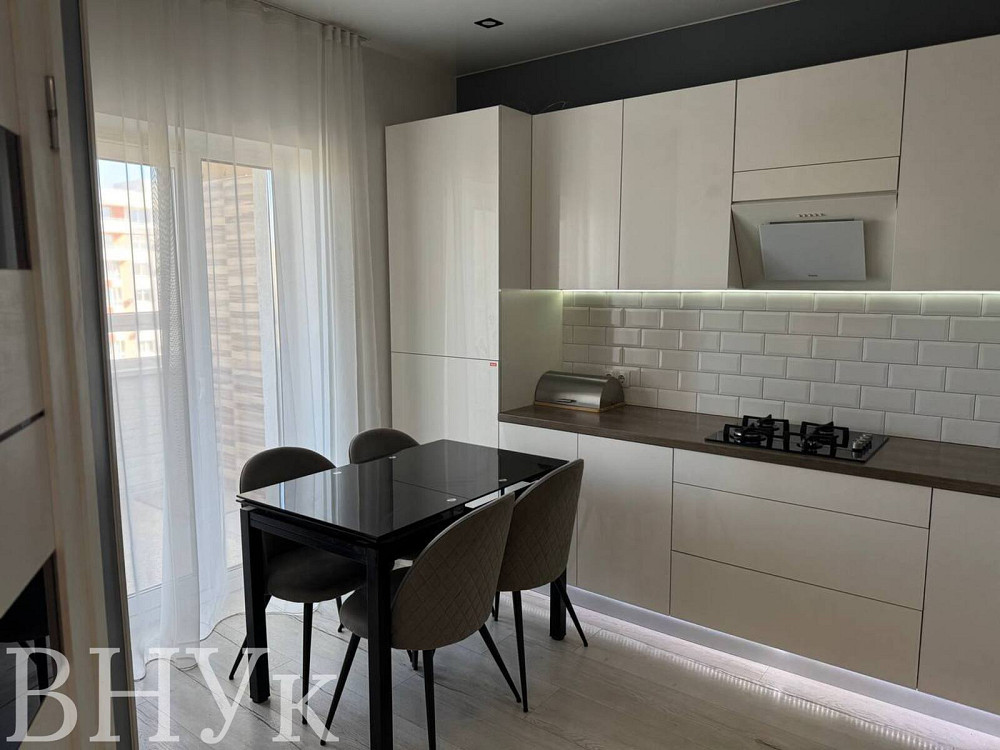 Продаж Квартира 3-кімнатна, 8/10 поверх на Зелена Львів - фото 4