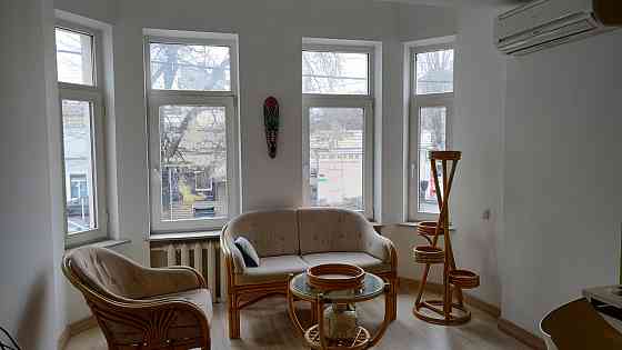 Продаж комерційне приміщення на ул. Большая Арнаутская, 4 приміщень - 4, поверх - 1 Одеса