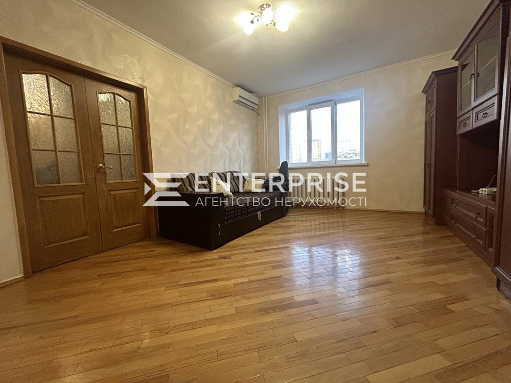 Продаж Квартира 1-кімнатна, 4/10 поверх на вул. Ветряные Горы Киев - изображение 9