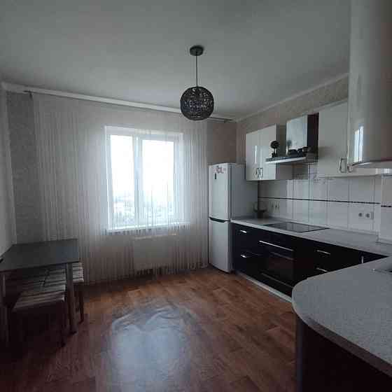 Оренда Квартира 3-кімнатна, 20/25 поверх на Здолбунівська, 13 Київ