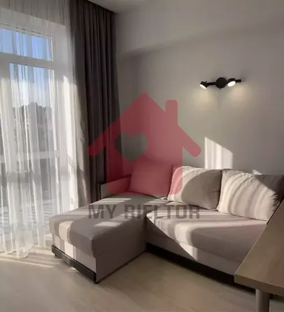 Оренда Квартира 1-кімнатна, 7/8 поверх на Собранецька Ужгород