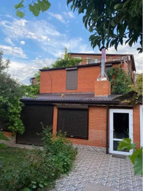 Продаж 3-поверховий Будинок з ділянкою 7 сот 272 кв.м 4 кімн. на 10Я ЛИНИЯ Нова Долина - фото 1