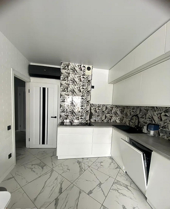 Продаж Квартира 3-кімнатна, 2/16 поверх на вул. Городоцька Львів - фото 1