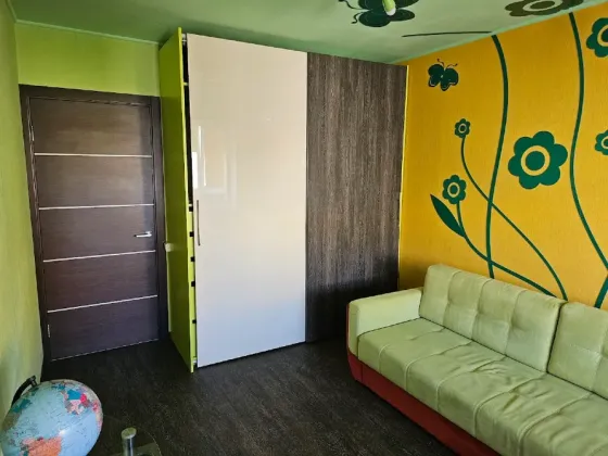 For sale 3-room Apartment 72 sq.m Березинская 36 Dnipro