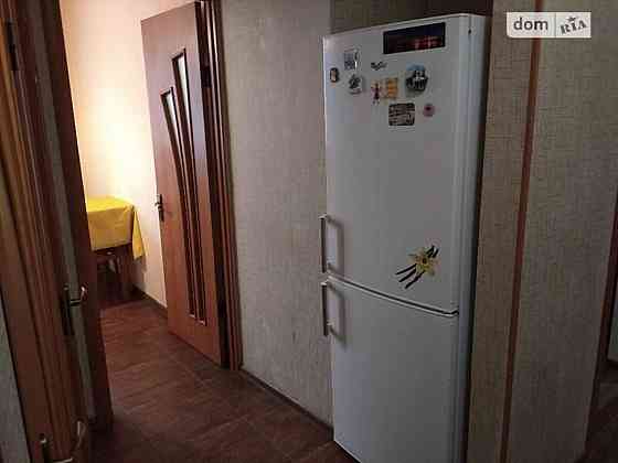 Оренда Квартира 3-кімнатна, 2/5 поверх на ул. Светлая Киев