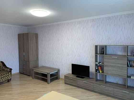 Оренда Квартира 1-кімнатна, 6/15 поверх на Вишняківська, 5б Kiev