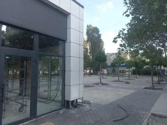 New MAF on 6 Victory. Completed renovation. Water, sewage, 15 kW of electricity. Near ATB. Dnipro