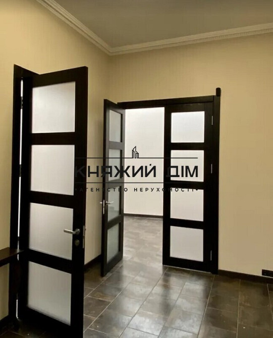 Продаж роздільної 2-х к. квартири на Подолі м. Контракова Площа. №21146493 Київ - фото 4