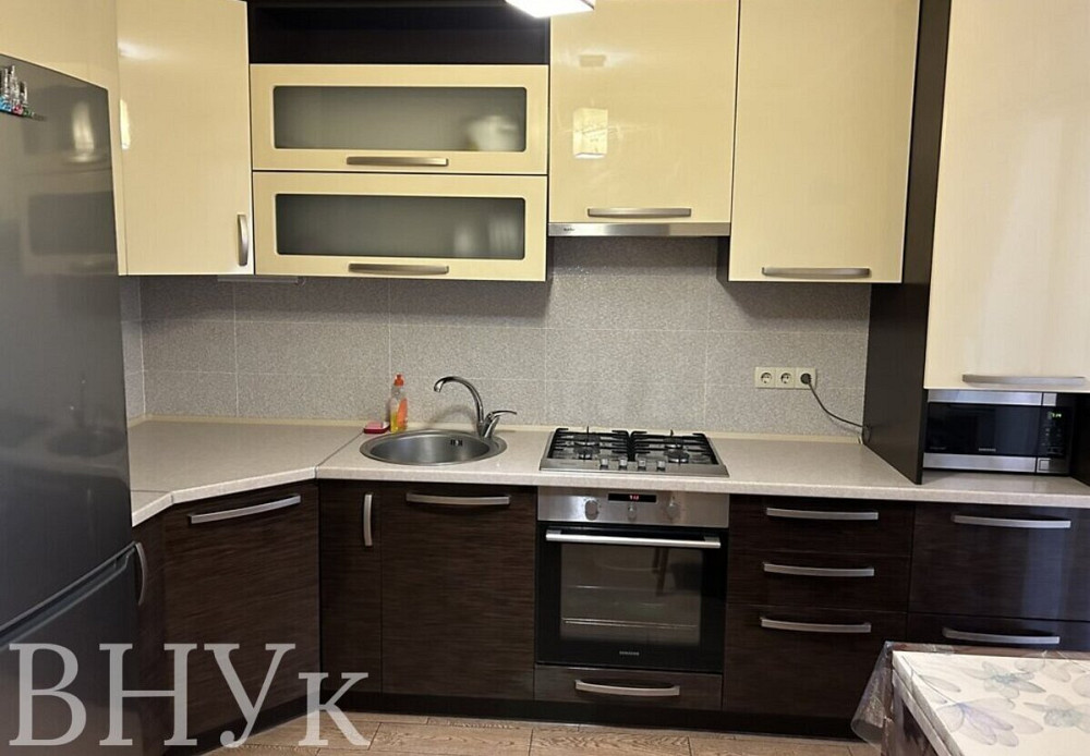 Продаж Квартира 3-кімнатна, 6/11 поверх на Тролейбусна Тернопіль - фото 1