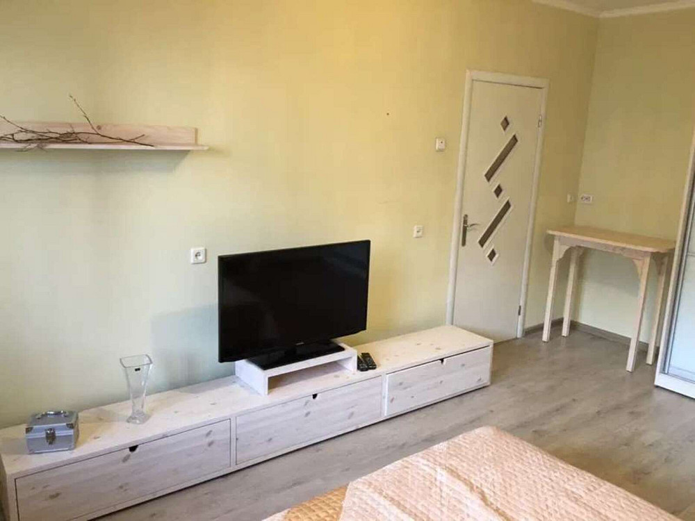 Оренда Квартира 1-кімнатна, 6/18 поверх на ул. Вишняковская Kiev - photo 1