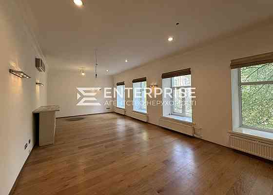 Оренда Квартира 3-кімнатна, 1/3 поверх на вул. Лютеранская Kiev