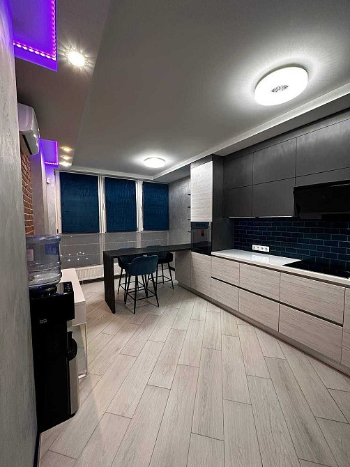 Продаж Квартира 2-кімнатна, 21/25 поверх на Драгоманова вул., д. 2Б Киев - изображение 1