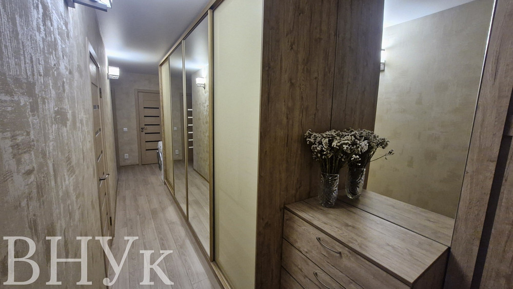 Продаж Квартира 3-кімнатна, 1/9 поверх на Метельницького Luts'k - photo 10