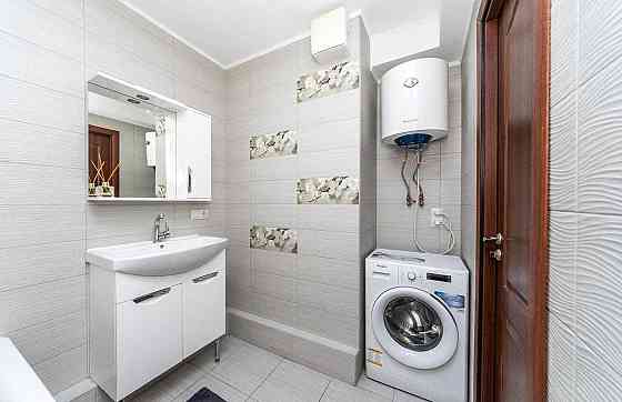 Продаж Квартира 2-кімнатна, 23/25 поверх на Софії Русової вул., д. 7 Киев