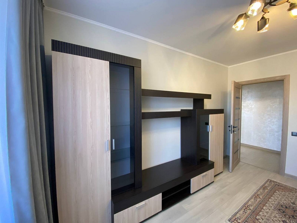 Оренда Квартира 2-кімнатна, 3/5 поверх на вул. Дубенська Kremenets' - photo 1