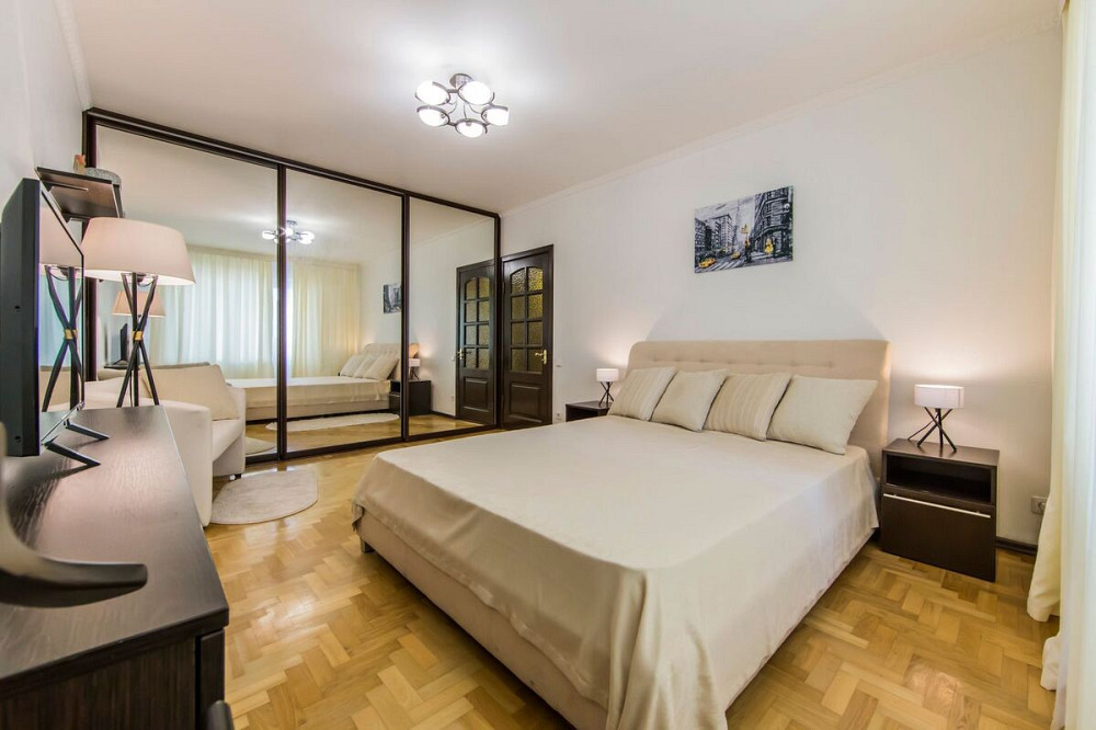 Оренда Квартира 1-кімнатна, 15/18 поверх на вул. Ревуцького, 42 Киев - изображение 1