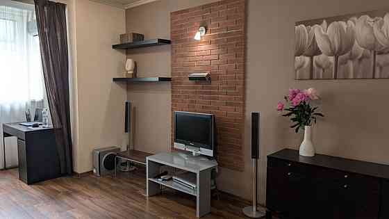 Оренда Квартира 1-кімнатна, 2/5 поверх на Рудницького, 15 Kiev