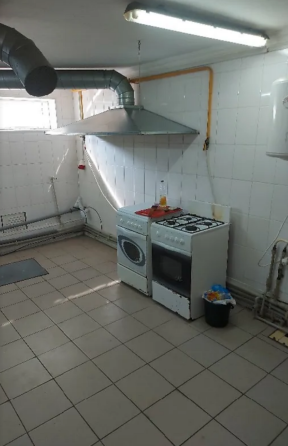 Оренда торгове приміщення на вул. (Холодноярська) Московська) поверх - 1/2 Кропивницький