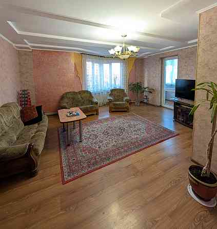 Продаж Квартира 3-кімнатна, 5/6 поверх на Тролейбусна вул., 28 Івано-Франківськ