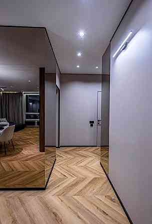 Продаж Квартира 3-кімнатна, 7/25 поверх на Ужгородський вул., д. 1 Київ