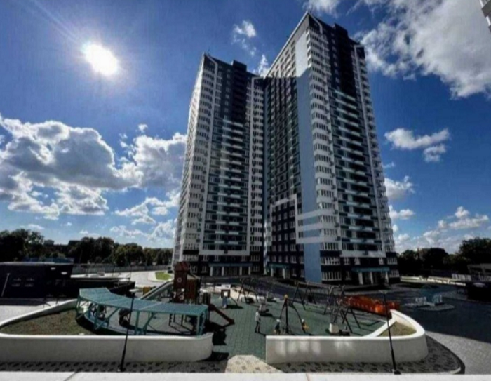 Продам однокомнатную квартиру на ул. Варненская в ЖК "Скай Сити" Одеса - фото 1