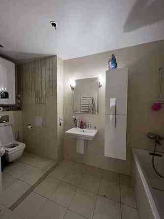 Оренда Квартира 2-кімнатна, 24/28 поверх на ул. Анны Ахматовой, 13 Київ