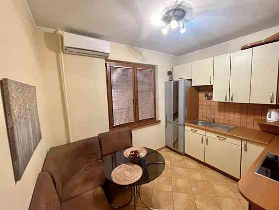 Оренда Квартира 2-кімнатна, 13/16 поверх на просп. Петра Григоренка, 27 Київ