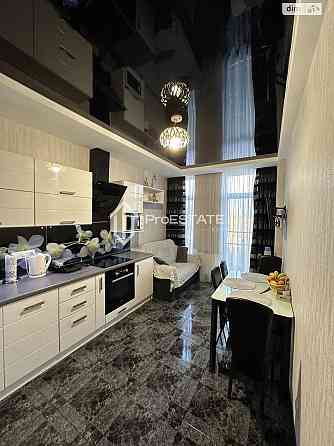 Продаж Квартира 1-кімнатна, 11/13 поверх на вул. Регенераторна Kiev