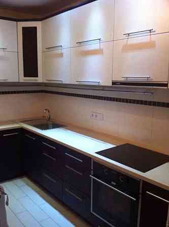 Оренда Квартира 1-кімнатна, 19/25 поверх на просп. Алішера Навої, 69 Kiev