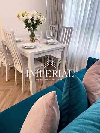 Продаж 1к Квартира 40.5 кв.м Каховська вул. Киев