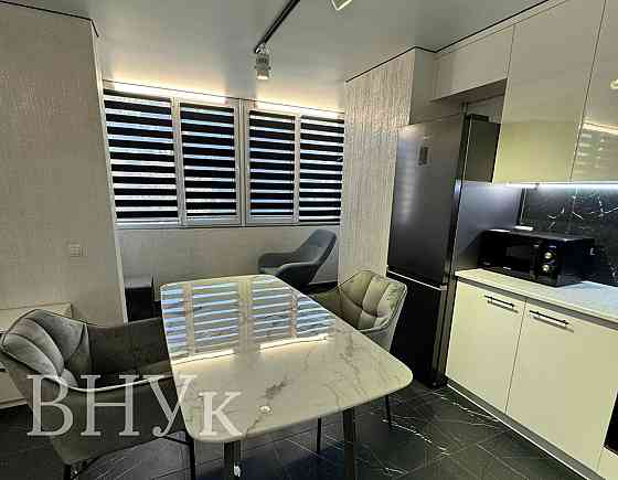 Продаж Квартира 1-кімнатна, 2/10 поверх на вул. Вербицького М. Тернопіль