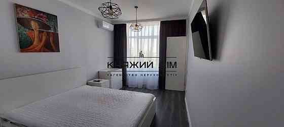 Продаж 1 кімнатна квартира м. Лівобережна КОД 21140423 Київ