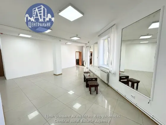 For rent Office Spaces area 95 sq.m floor 2 Chernivtsi Заводська 56К Chernivtsi