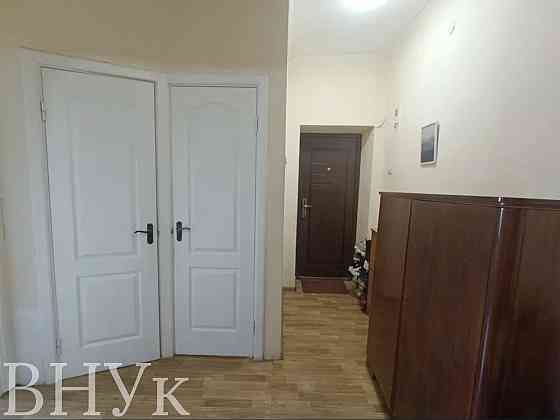 Продаж Квартира 3-кімнатна, 4/4 поверх на Ковача Вілмоша Uzhhorod