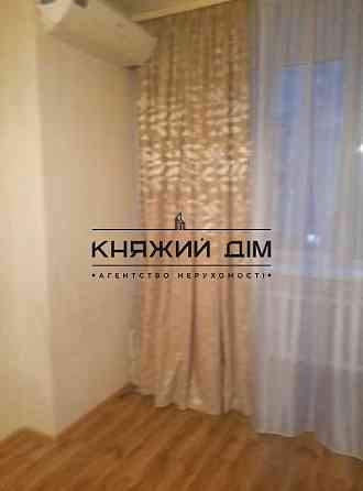 Оренда Квартира 1-кімнатна, 4/16 поверх на Ахматовой Анны ул. Київ