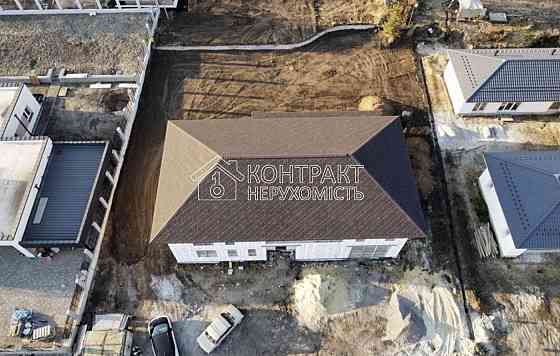 Продаж Будинок 5-кімнатний на вул. Озерна 