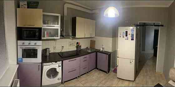 Оренда Квартира 2-кімнатна, 15/26 поверх на Драгоманова ул., 6/1 Киев