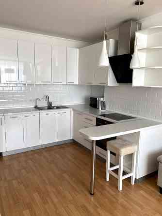 Продаж Квартира 2-кімнатна, 20/25 поверх на Кондратюка Юрия вул., д. 7 Kiev