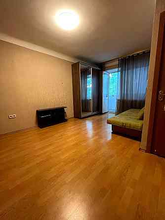 Оренда Квартира 1-кімнатна, 3/5 поверх на вул. Антона Цедіка, 11 Київ
