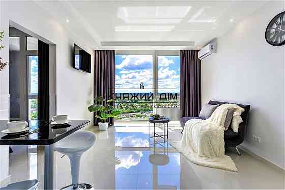 Оренда Квартира 2-кімнатна, 22/26 поверх на Заречная ул. Kiev