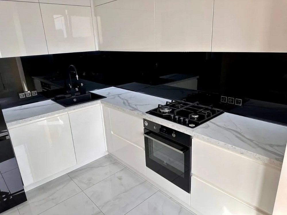 Продаж Квартира 2-кімнатна, 12/12 поверх на Владимирская ул., 1 Дніпро - фото 3