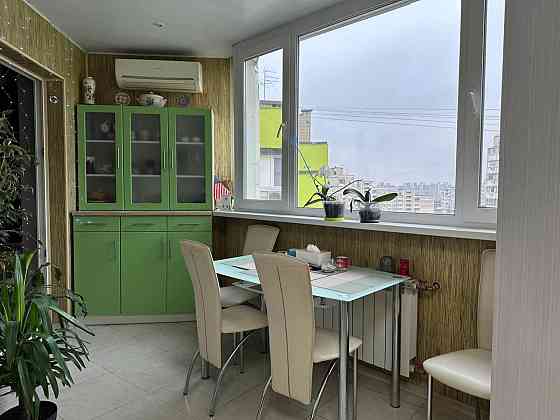 Продаж 3к квартира 78 м2, ТОРГ Троєщина Лаврухіна 7, Програми+ Київ