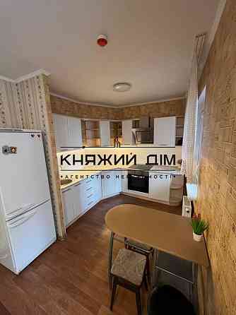 Оренда Квартира 1-кімнатна, 4/25 поверх на Софьи Русовой ул. Київ