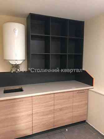 Оренда торгове приміщення на Крушельницької Соломії вул., 7 приміщень - 1 Киев