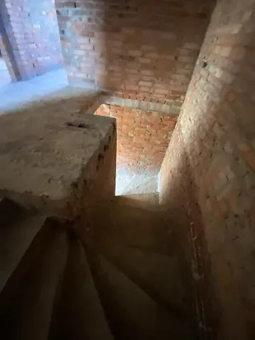 Продаж 2-поверховий   107 кв.м 4 кімн. на мас. Київський  - фото 17