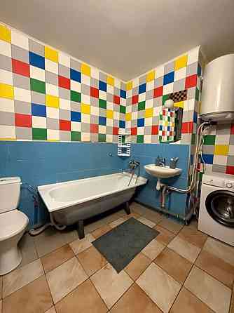 Оренда Квартира 1-кімнатна, 20/25 поверх на Хорольська, 1а Київ