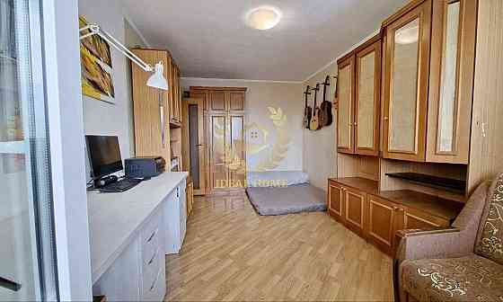 Продаж Квартира 1-кімнатна, 16/16 поверх на Ялтинская ул., 15 Київ