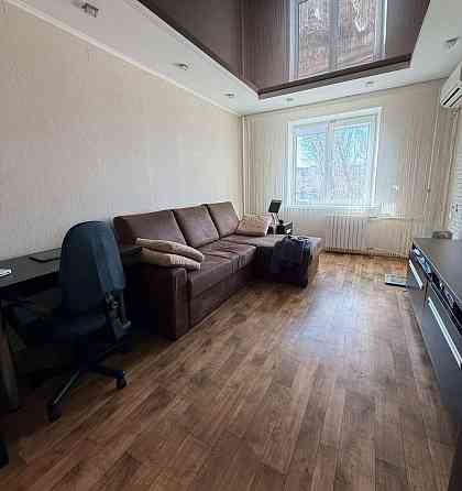 Продаж Квартира 3-кімнатна, 1/9 поверх на Обоянская ул., 2 Дніпро