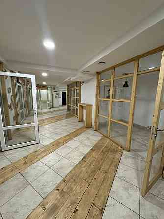 Продаж торгове приміщення на вул. Целевича Ю. Ivano-Frankivs'k