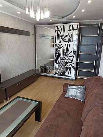 Оренда Квартира 2-кімнатна, 7/9 поверх на вул. Дружби народів Kharkiv